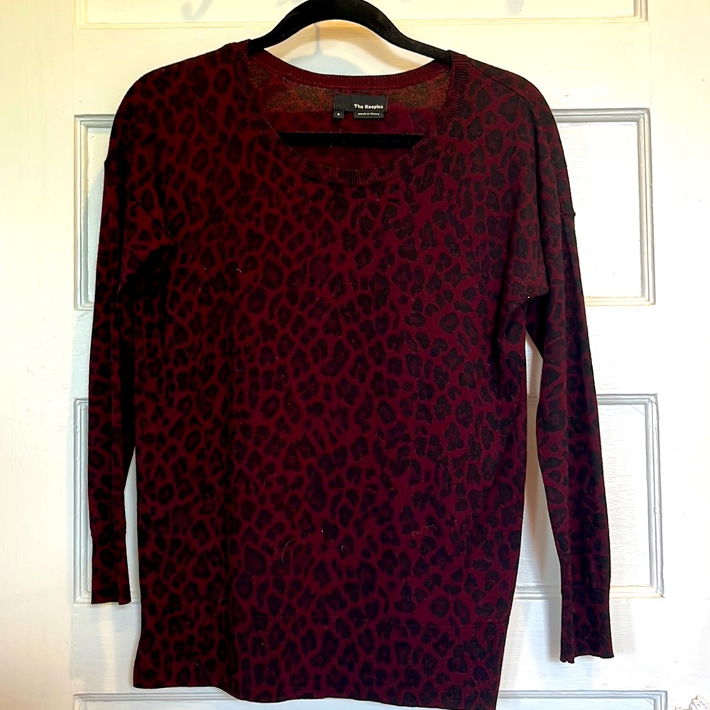 Maroon leopard print sweater